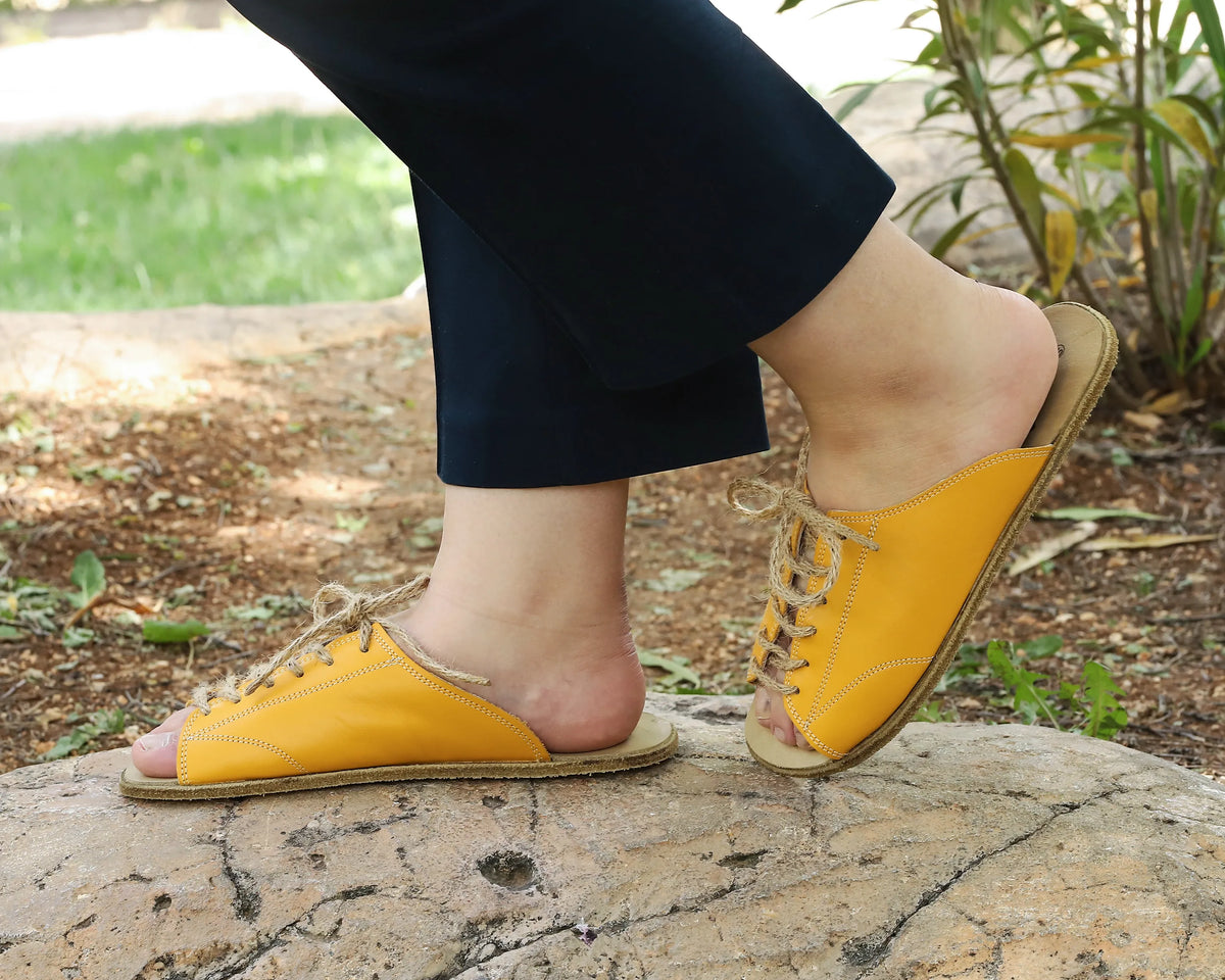 Smooth Barefoot Laces Sandals Shoes – Classic Sole — Leather Sole – Mustard