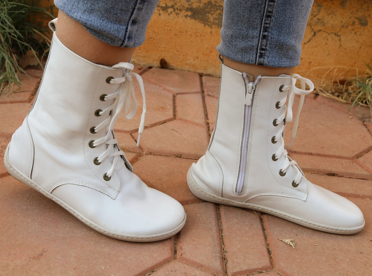 Smooth Barefoot Long Boots Shoes – 6mm Rubber Sole – White