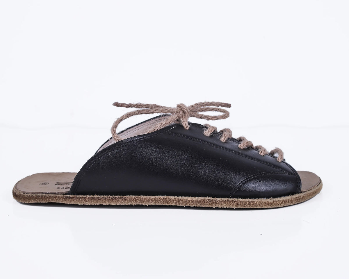Smooth Barefoot Laces Sandals Shoes – Classic Sole — Leather Sole – Black