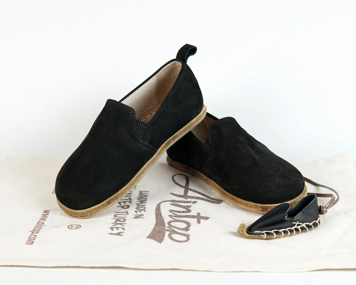 Nubuck Barefoot Ballet Shoes – Classic Sole — Leather Sole – Black