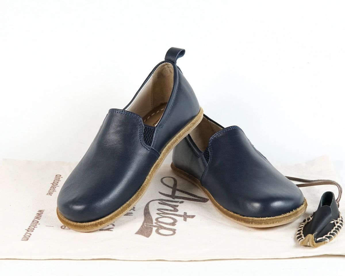 Smooth Barefoot Ballet Shoes – Classic Sole — Leather Sole – Navy Blue