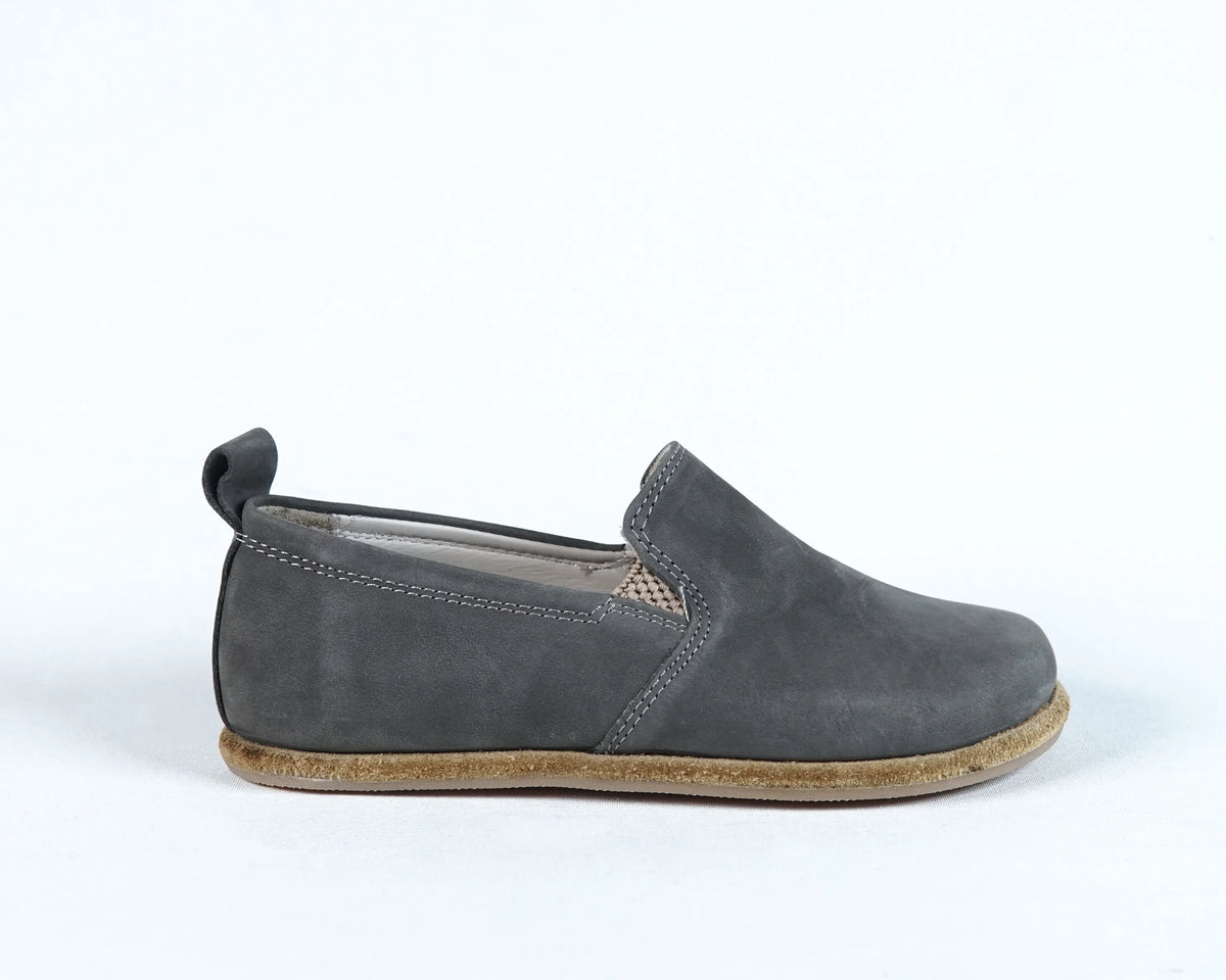 Nubuck Barefoot Ballet Shoes – Classic Sole — Leather Sole – Gray