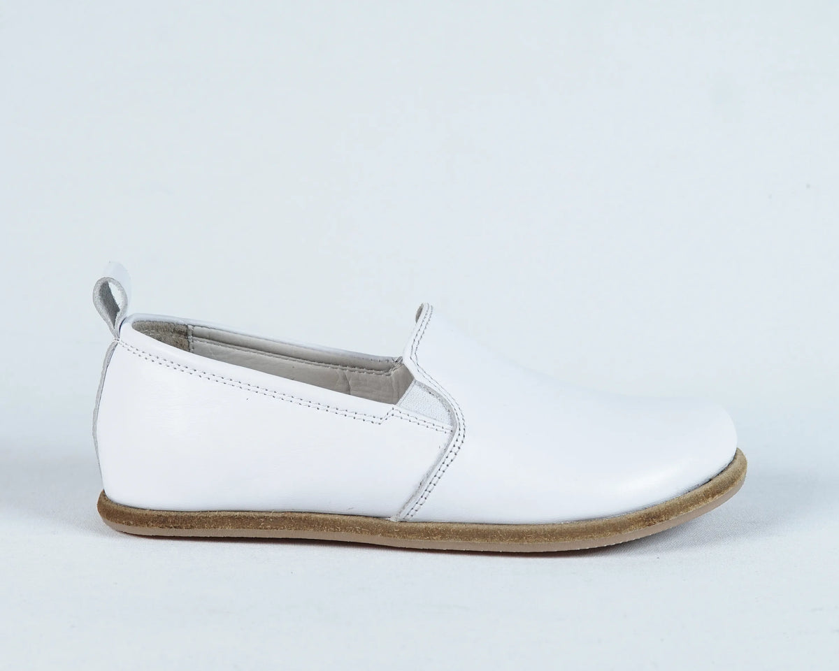 Smooth Barefoot Ballet Shoes – Classic Sole — Leather Sole – White