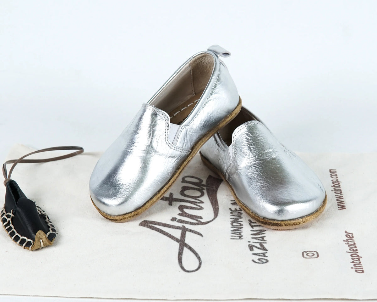 Bright Barefoot Ballet Shoes – Classic Sole — Leather Sole – Silver