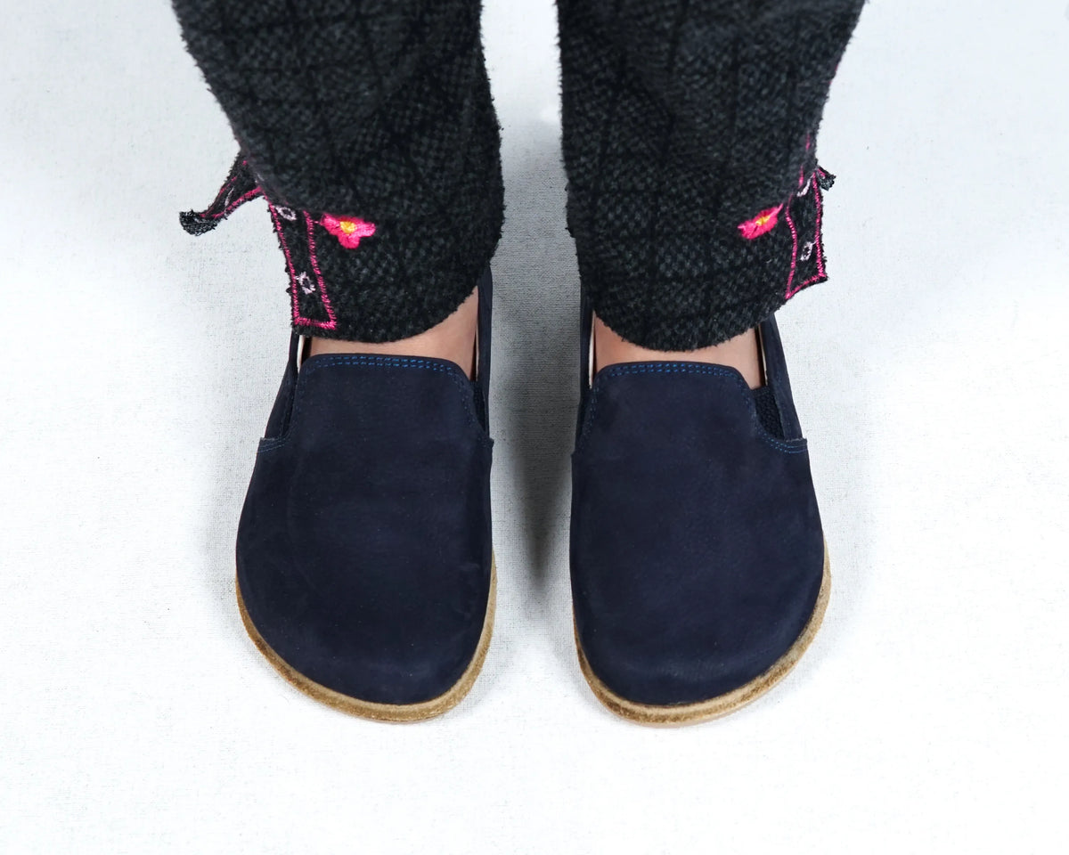Nubuck Barefoot Ballet Shoes – Classic Sole — Leather Sole – Navy Blue