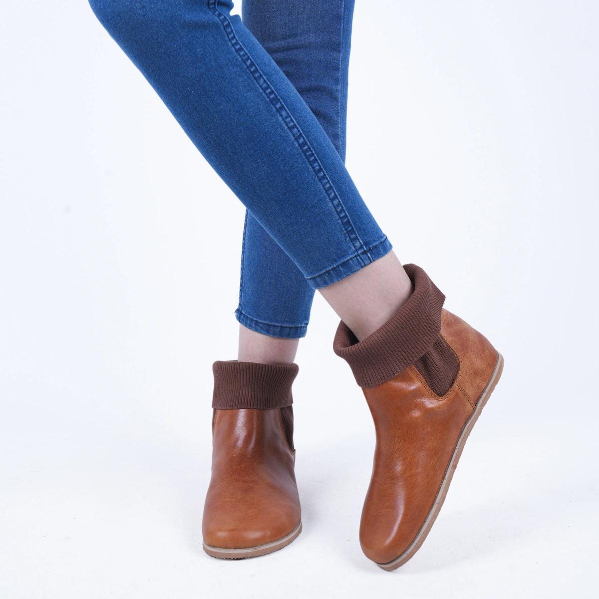 Crazy Barefoot Socks Chelsea Shoes – Eva Outsole – Honey Camel