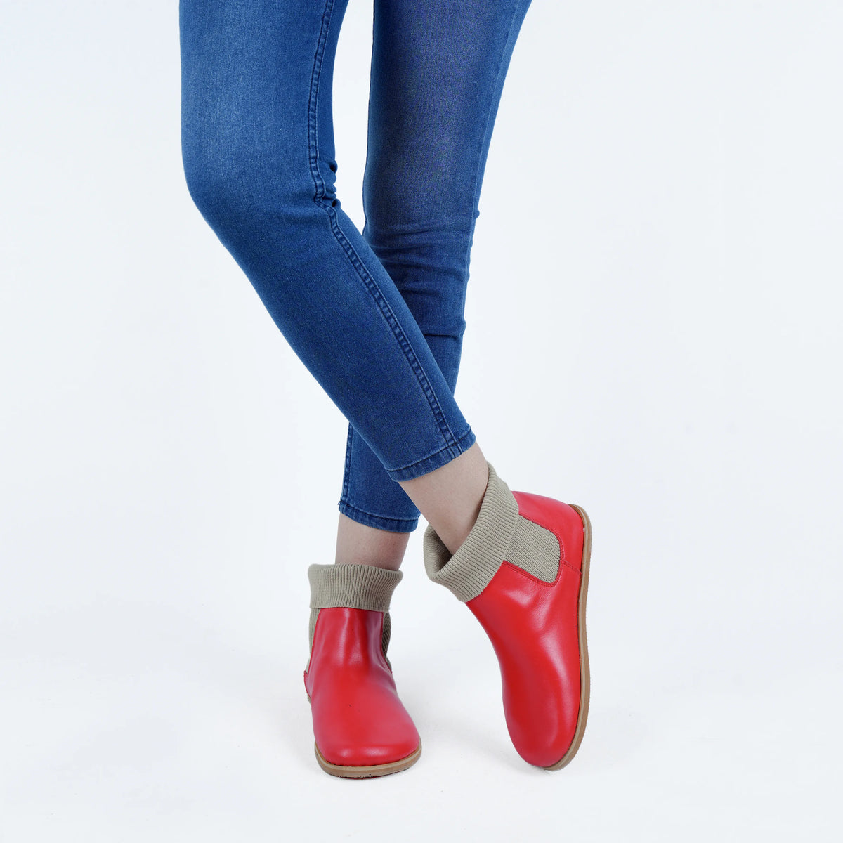 Smooth Barefoot Socks Chelsea Shoes – Eva Outsole – Red