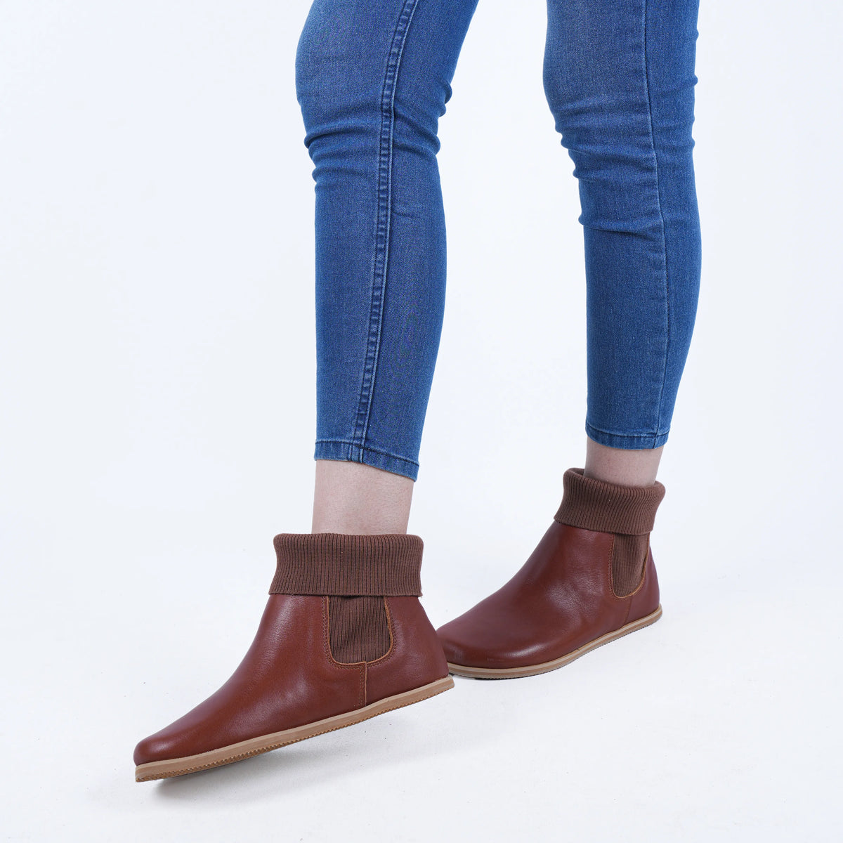 Smooth Barefoot Socks Chelsea Shoes – Eva Outsole – Brown