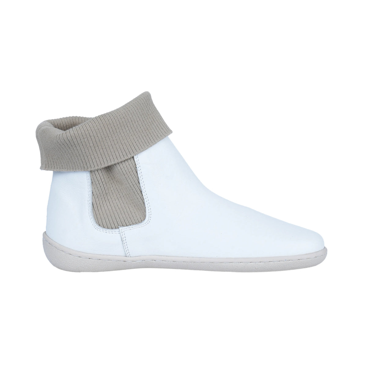 Smooth Barefoot Socks Chelsea Shoes – 6mm Rubber Sole – White