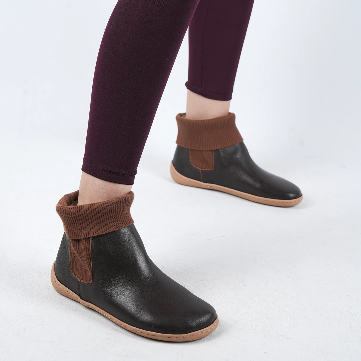 Smooth Barefoot Socks Chelsea Shoes – 6mm Rubber Sole – Dark Brown