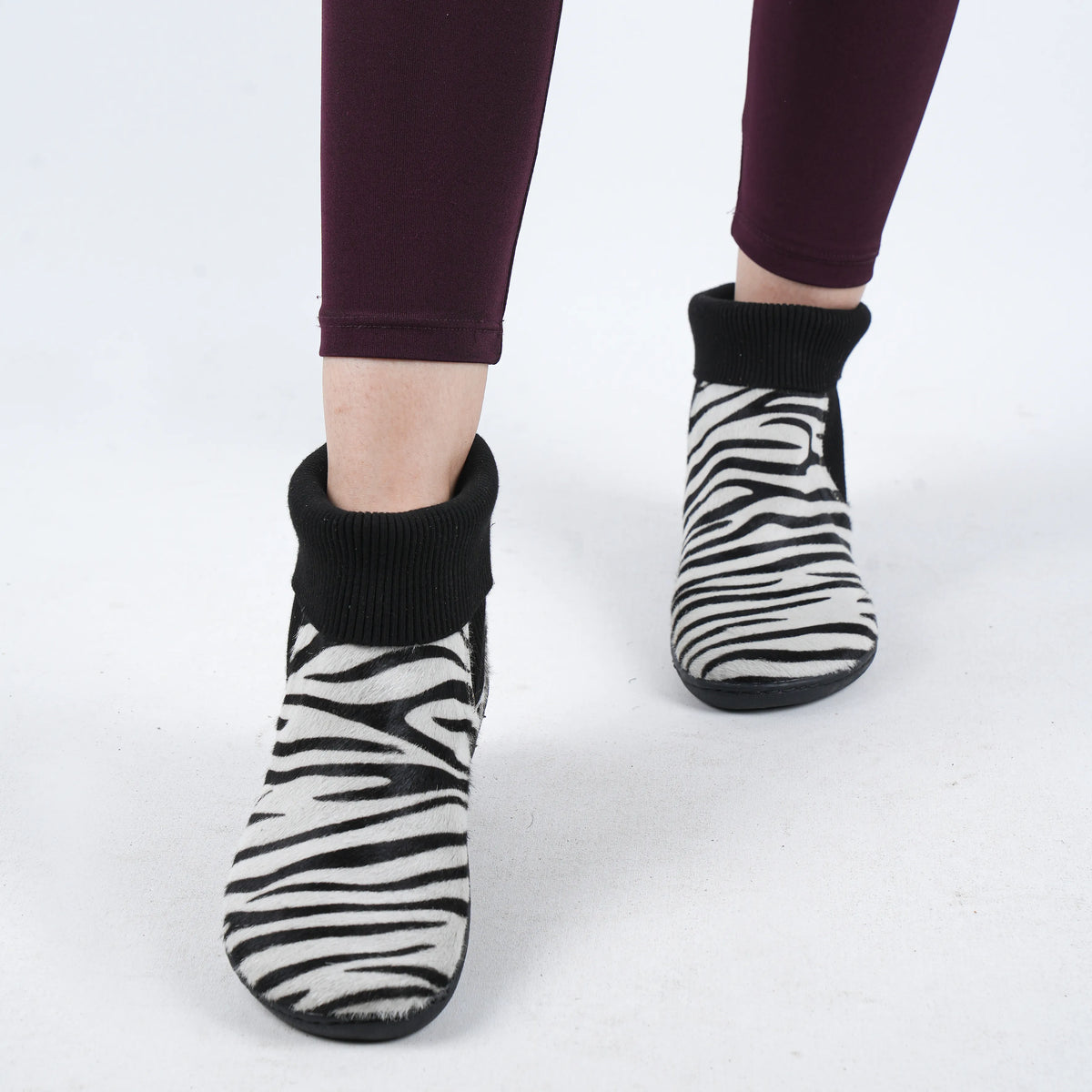 Hair Barefoot Socks Chelsea Shoes – 6mm Rubber Sole – Zebra