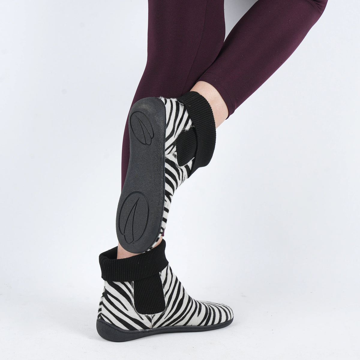 Hair Barefoot Socks Chelsea Shoes – 6mm Rubber Sole – Zebra