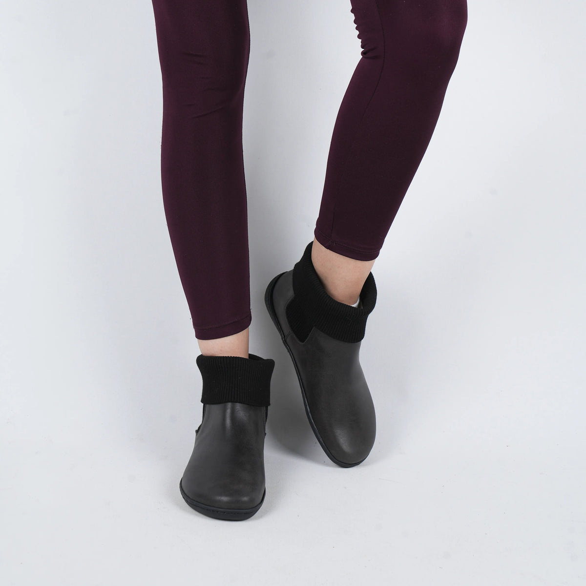 Crazy Barefoot Socks Chelsea Shoes – 6mm Rubber Sole – Black