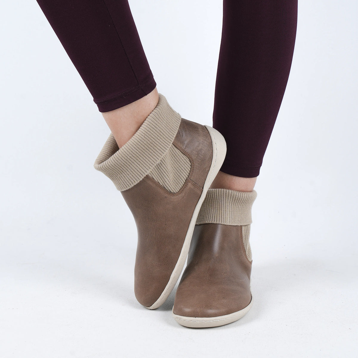 Crazy Barefoot Socks Chelsea Shoes – 6mm Rubber Sole – Beige Bizon