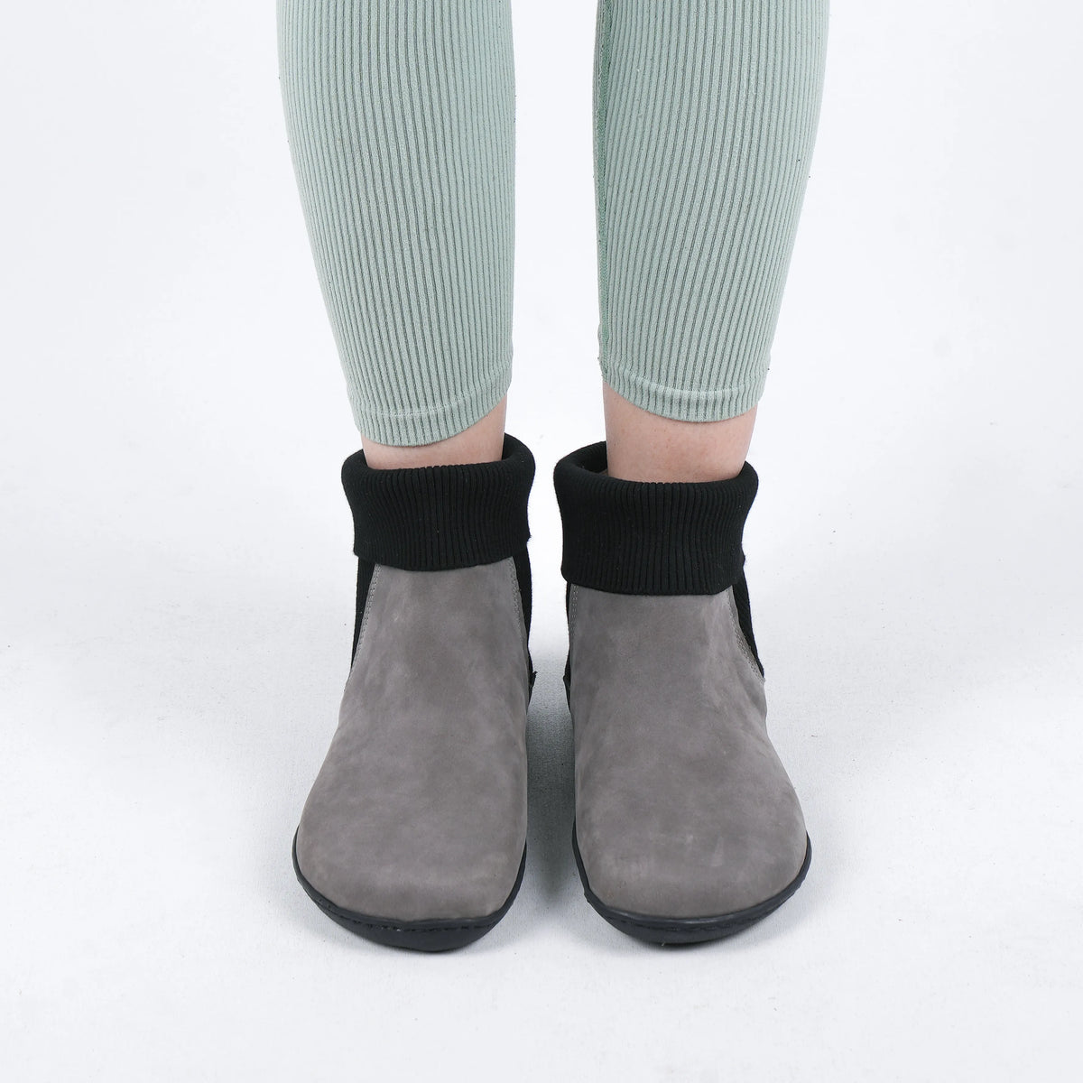 Nubuck Barefoot Socks Chelsea Shoes – 6mm Rubber Sole – Gray
