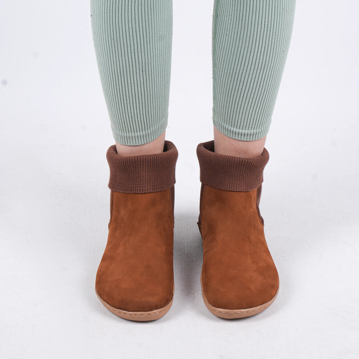 Nubuck Barefoot Socks Chelsea Shoes – 6mm Rubber Sole – Tan