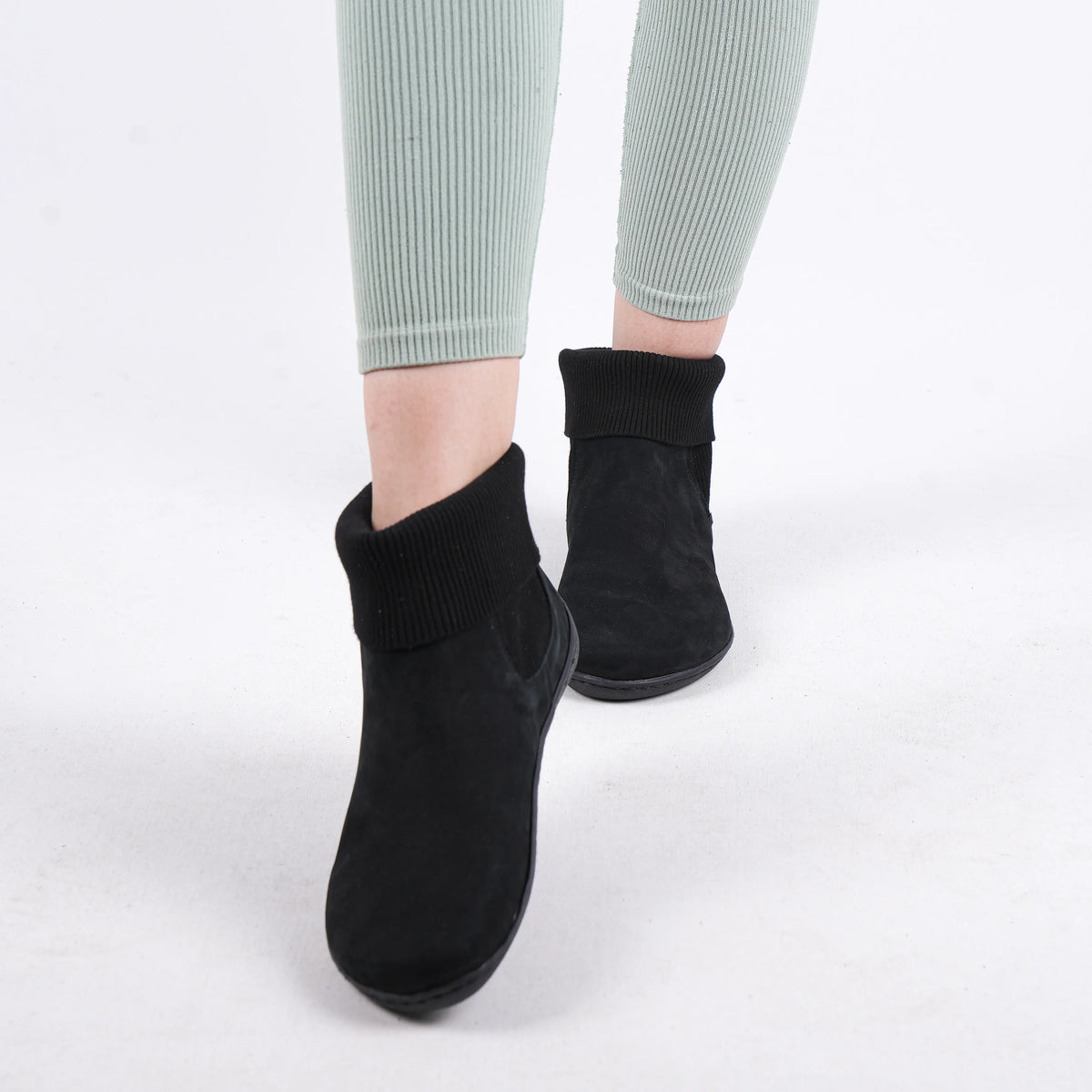 Nubuck Barefoot Socks Chelsea Shoes – 6mm Rubber Sole – Black