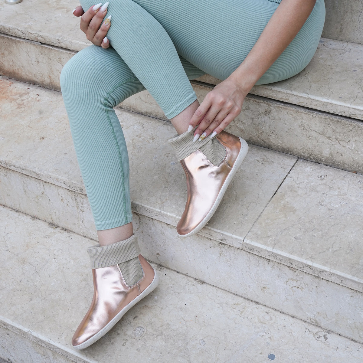 Bright Barefoot Socks Chelsea Shoes – 6mm Rubber Sole – Rose Gold
