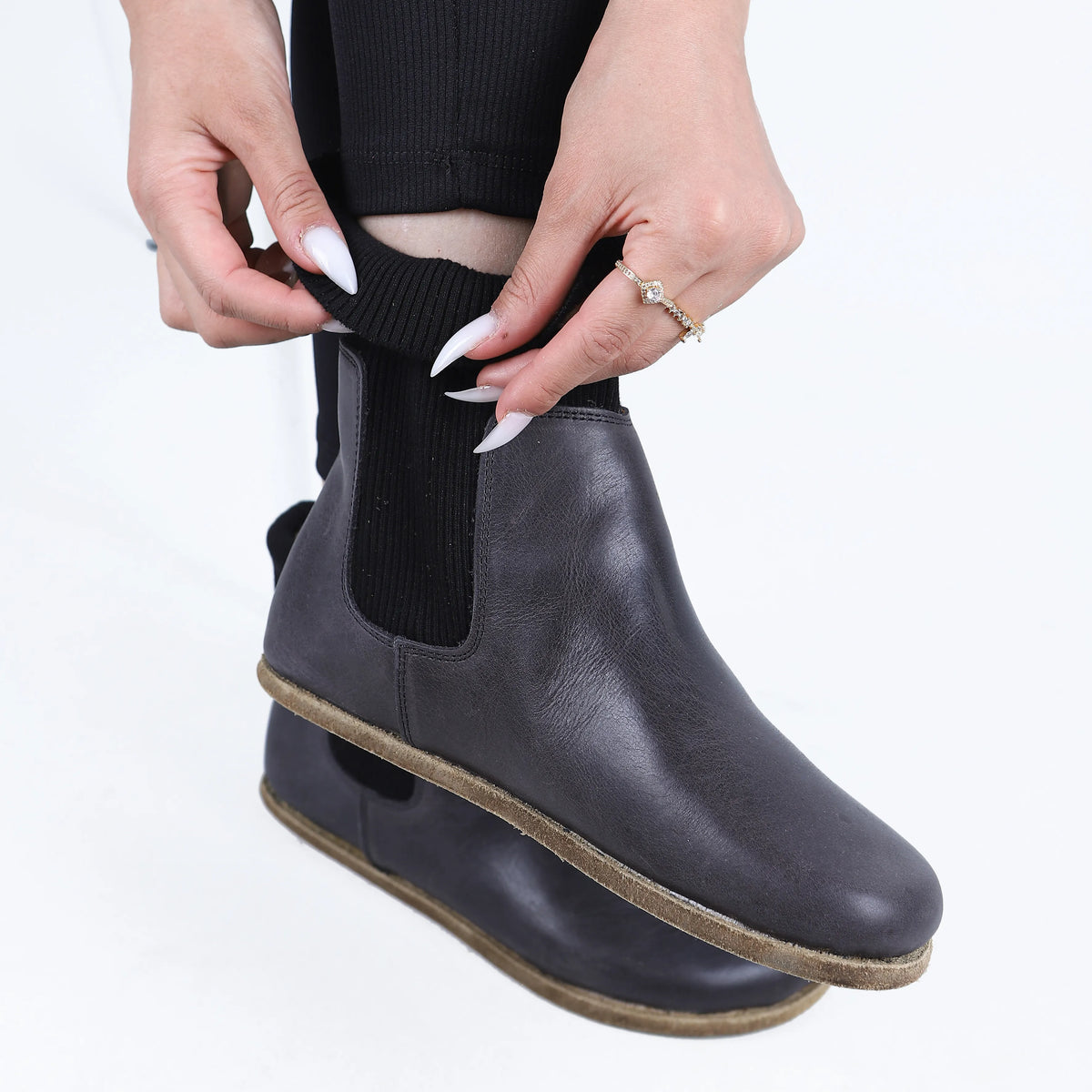 Crazy Barefoot Socks Chelsea Shoes – Classic Sole — Leather Sole – Black