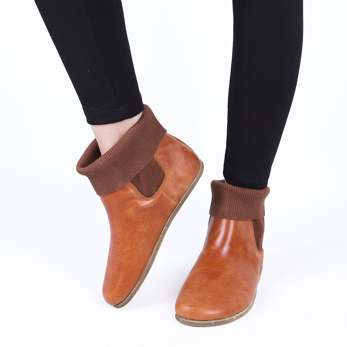 Crazy Barefoot Socks Chelsea Shoes – Classic Sole — Leather Sole – Honey Camel