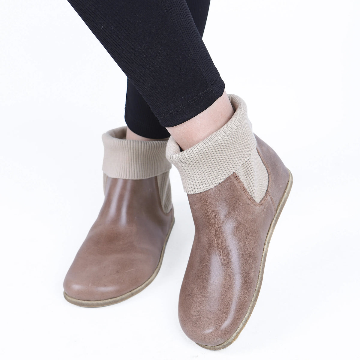 Crazy Barefoot Socks Chelsea Shoes – Classic Sole — Leather Sole – Beige Bizon