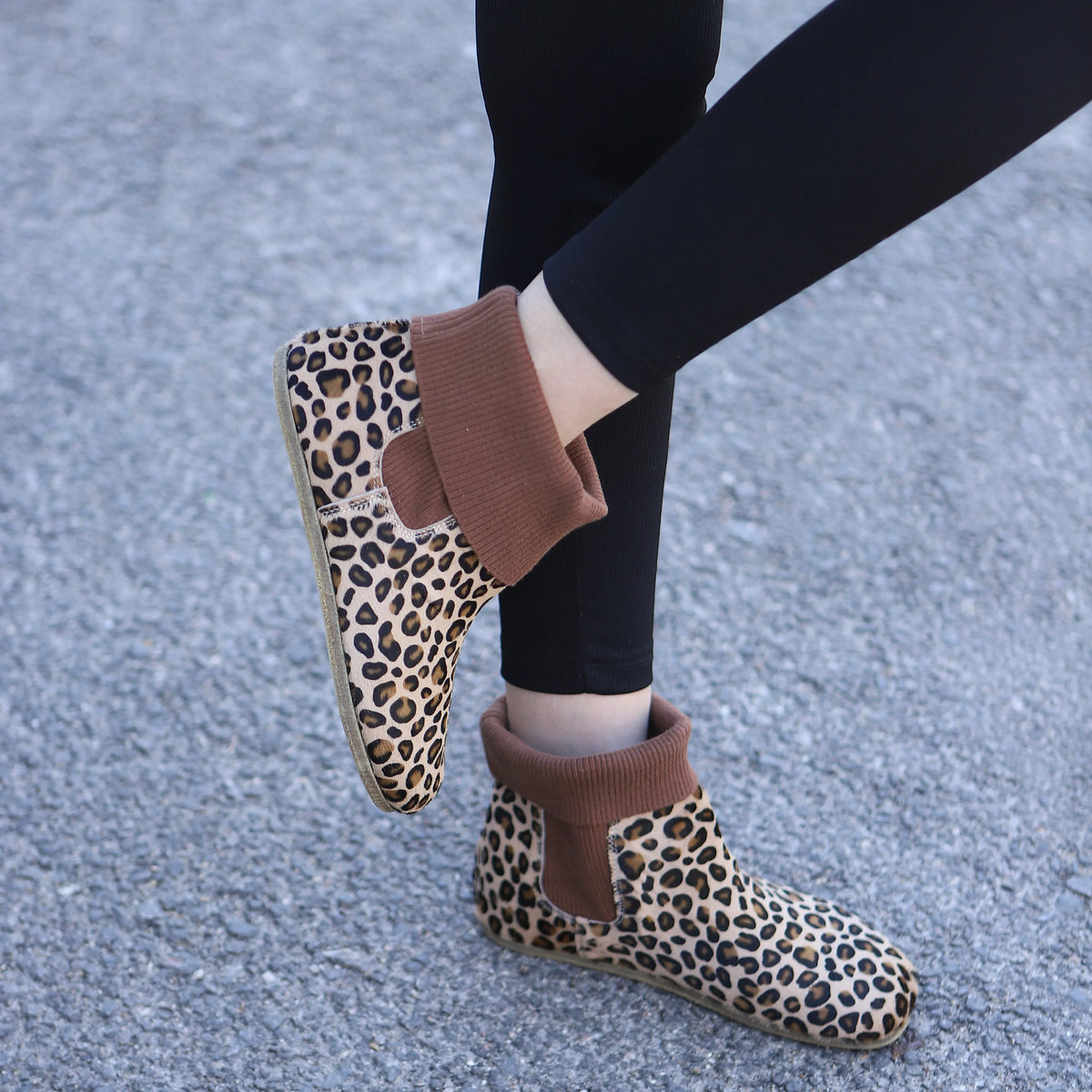 Hair Barefoot Socks Chelsea Shoes – Classic Sole — Leather Sole – Leopard