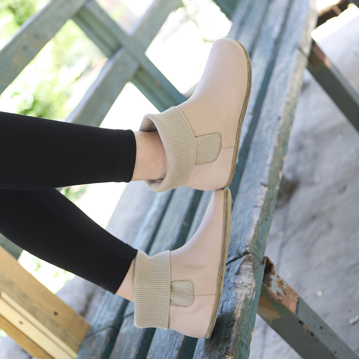 Crazy Barefoot Socks Chelsea Shoes – Classic Sole — Leather Sole – Undyed Crust