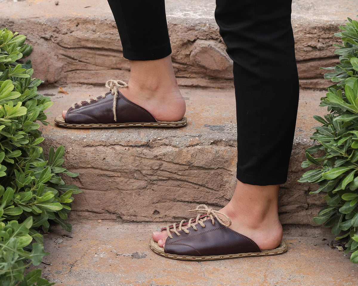 Smooth Barefoot Laces Sandals Shoes — Leather Sole – Burgundy