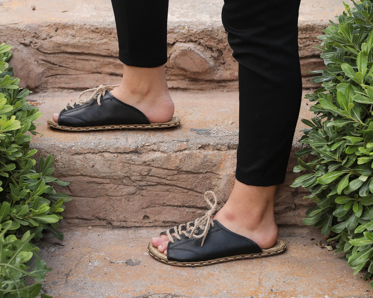 Smooth Barefoot Laces Sandals Shoes — Leather Sole – Black