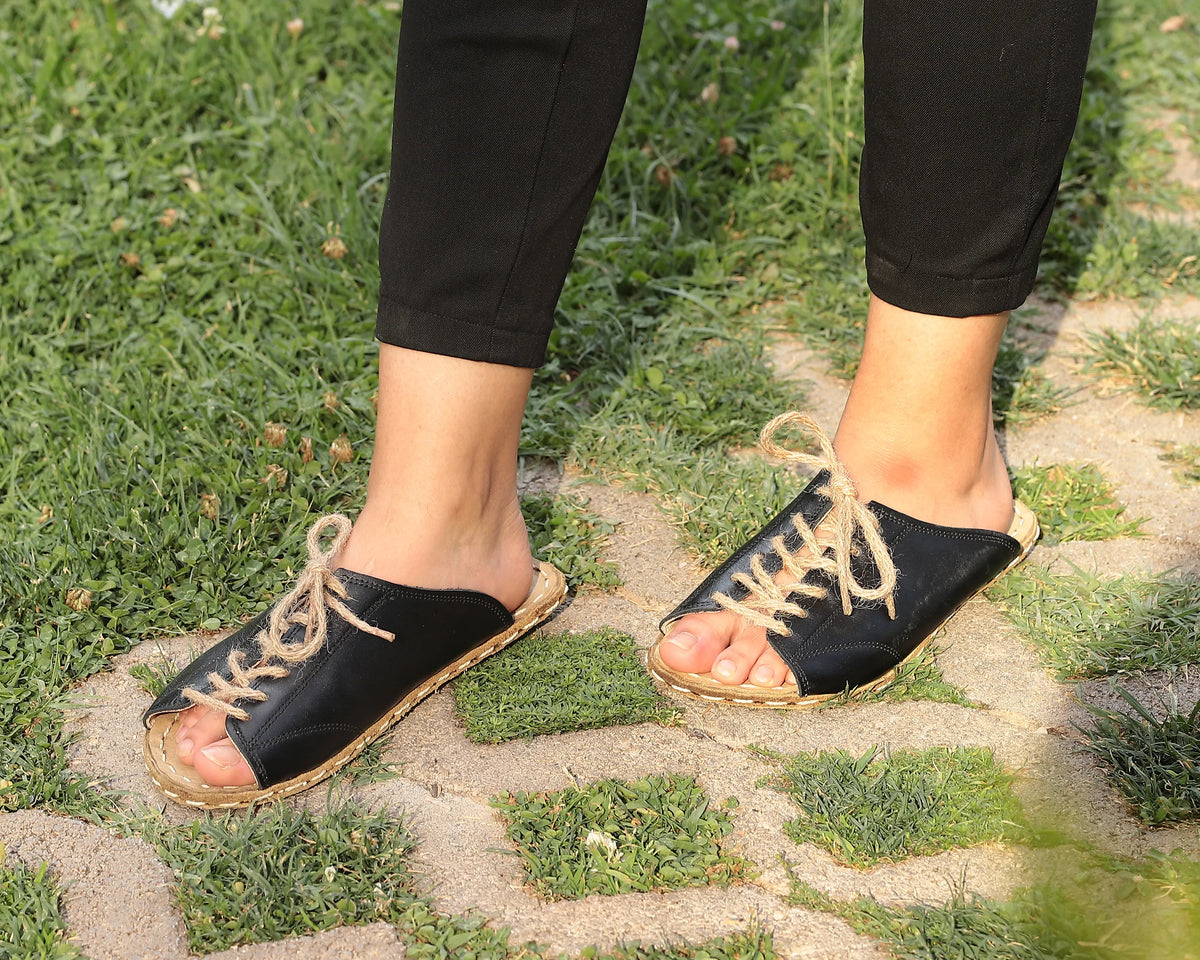 Smooth Barefoot Laces Sandals Shoes — Leather Sole – Black