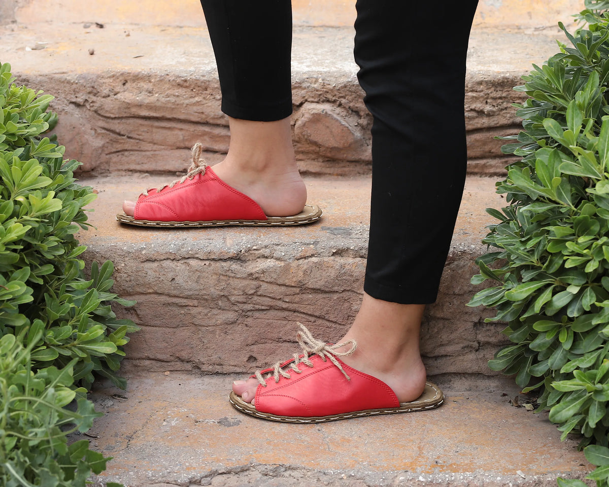 Smooth Barefoot Laces Sandals Shoes — Leather Sole – Red