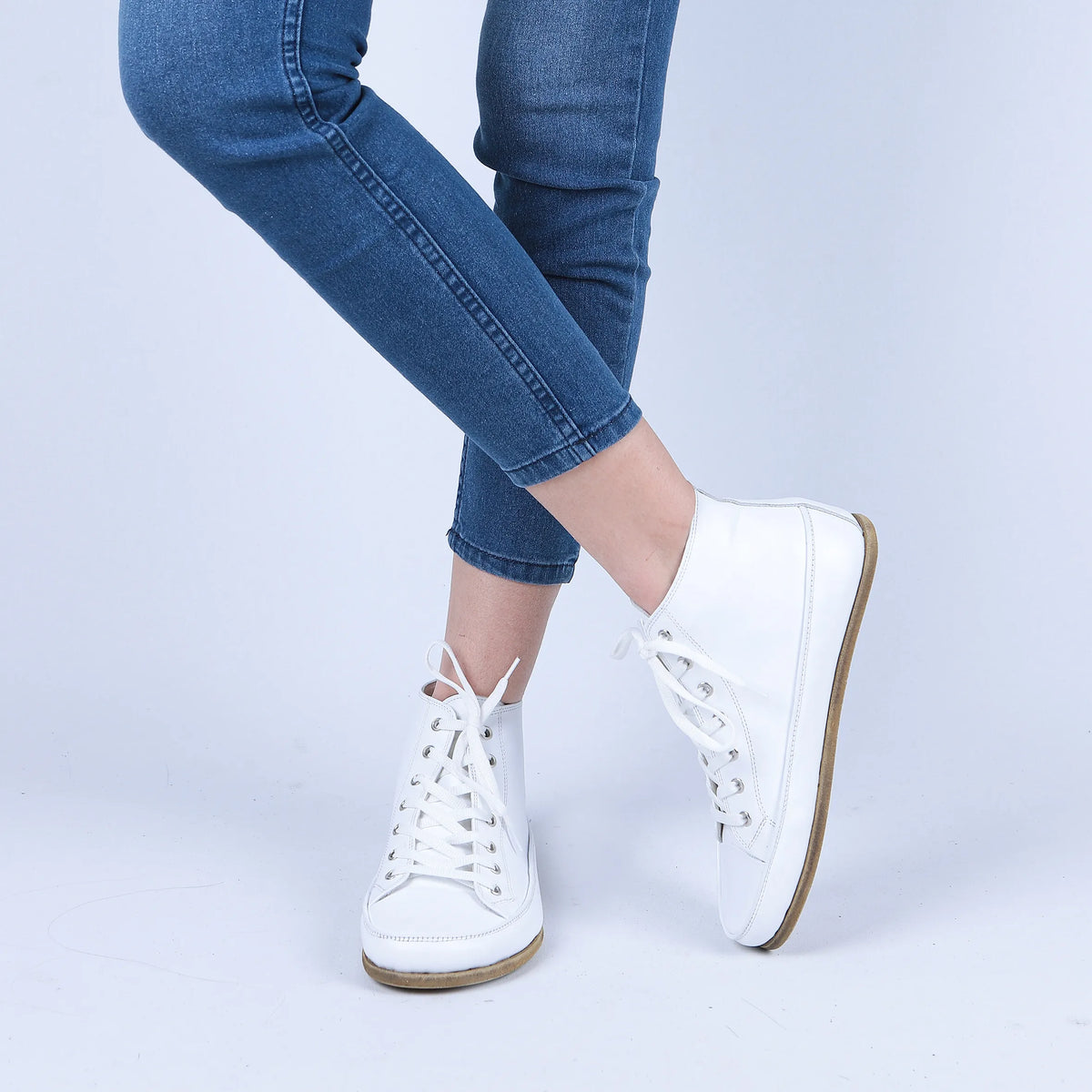 Smooth Barefoot Long Boots Converse Shoes – Classic Sole — Leather Sole – Full White