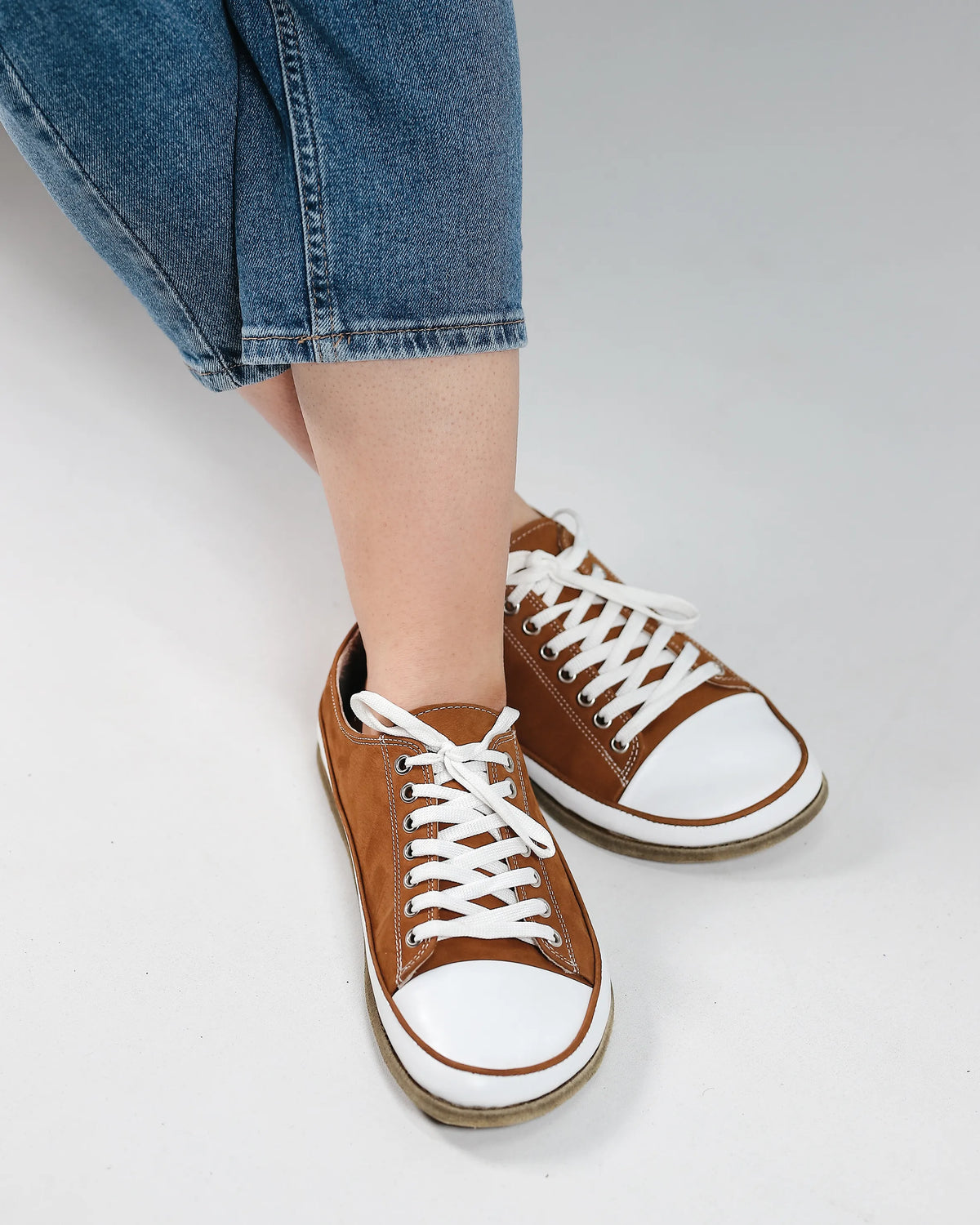 Nubuck Barefoot Converse Shoes – Classic Sole — Leather Sole – Tan