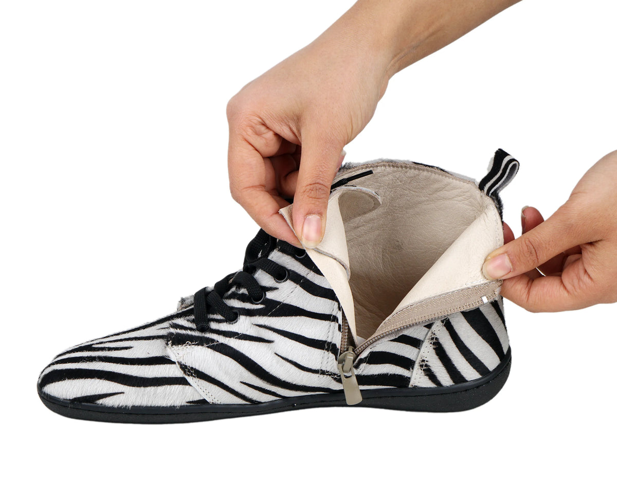 Hair Barefoot Laces Short Boots Shoes – 6mm Rubber Sole – Zebra