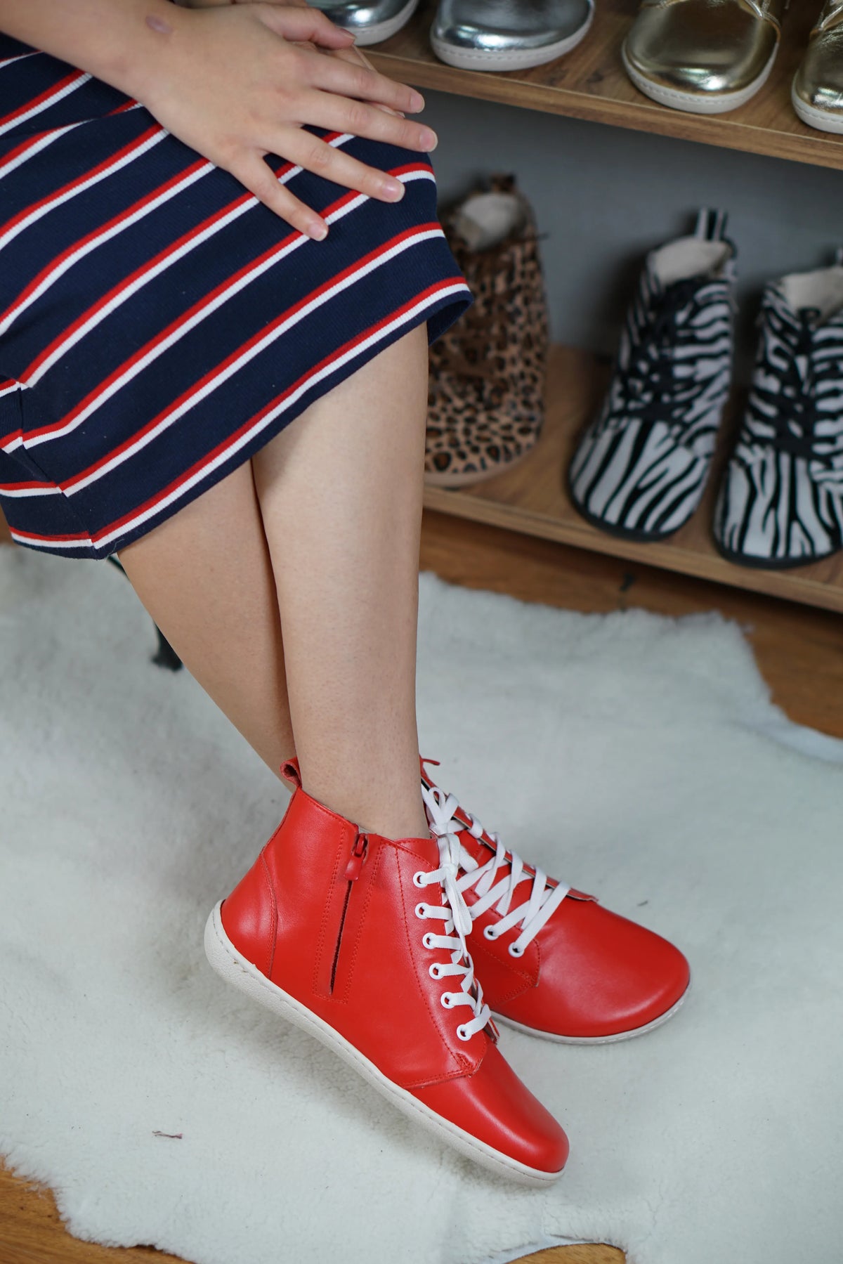 Smooth Barefoot Laces Short Boots Shoes – 6mm Rubber Sole – Red