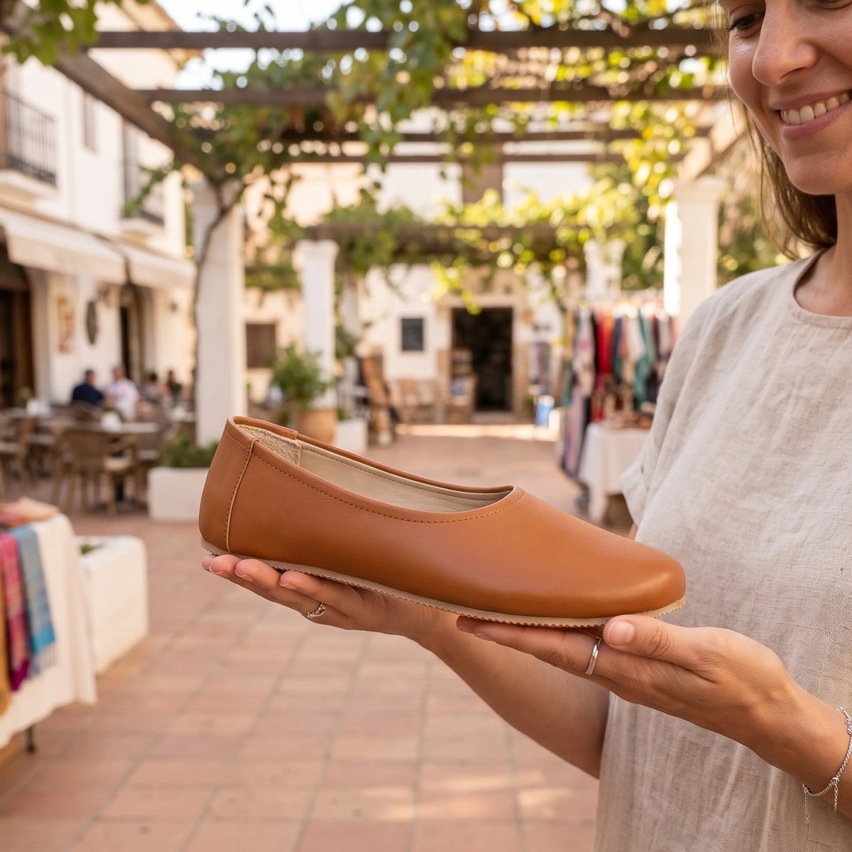 Smooth Barefoot Ballet Shoes – Rubber Sole – Tan