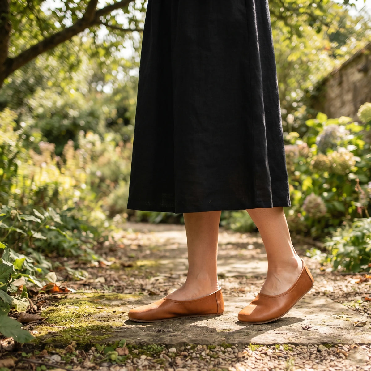 Crazy Barefoot Ballet Shoes – Rubber Sole – Honey Camel