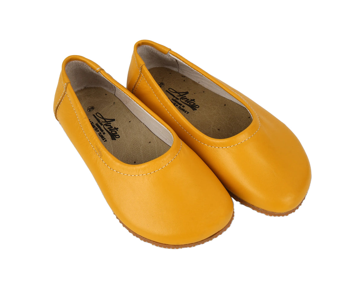 Smooth Barefoot Ballet Shoes – Rubber Sole – Mustard