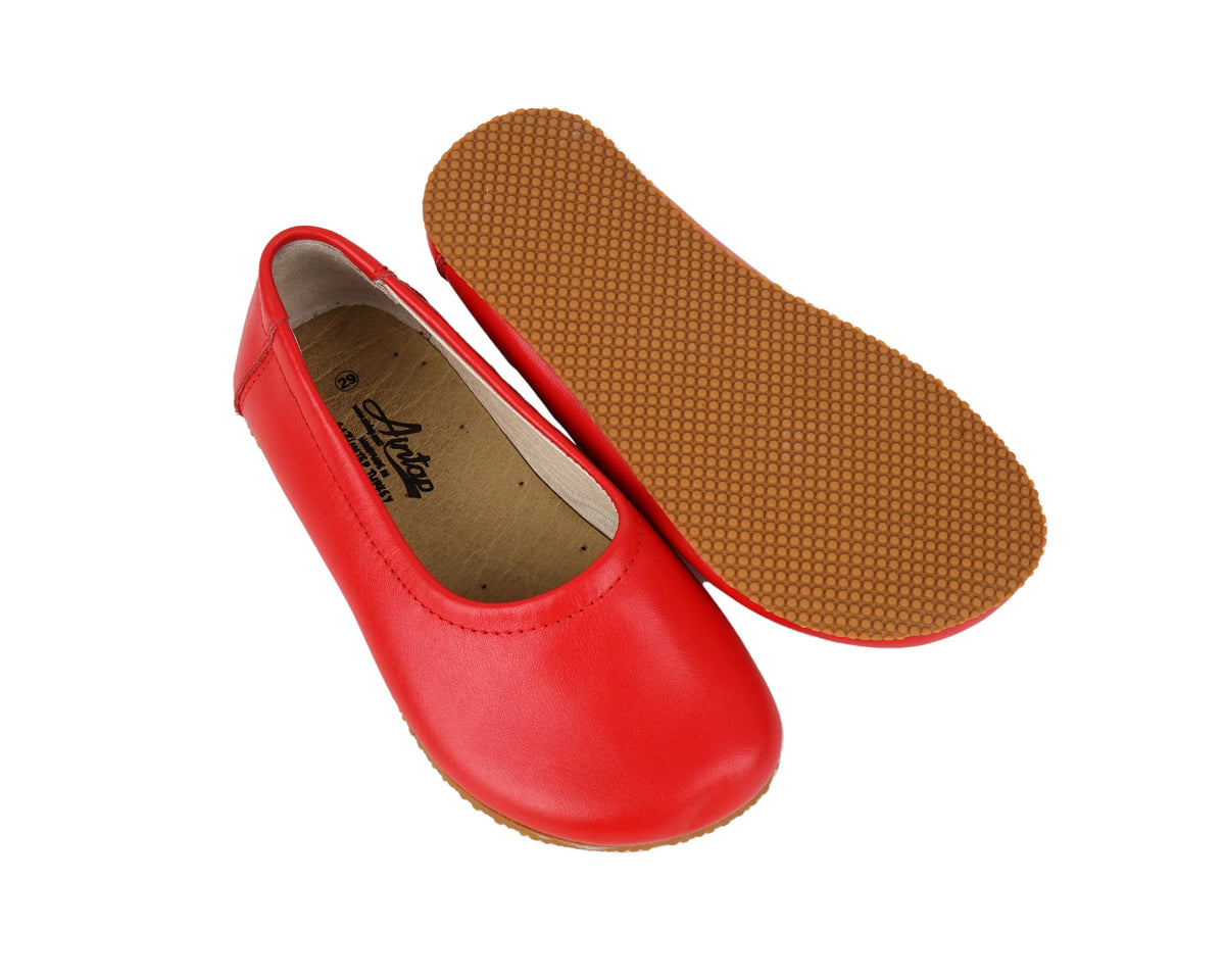 Smooth Barefoot Ballet Shoes – Rubber Sole – Red