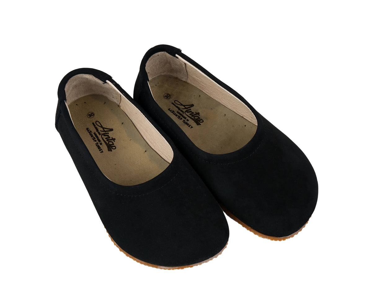 Nubuck Barefoot Ballet Shoes – Rubber Sole – Black