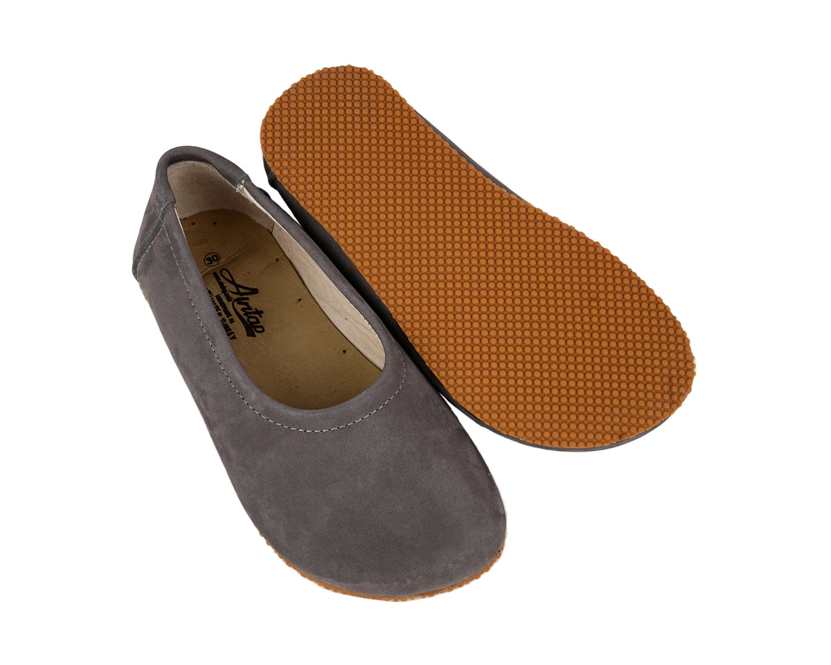 Nubuck Barefoot Ballet Shoes – Rubber Sole – Gray