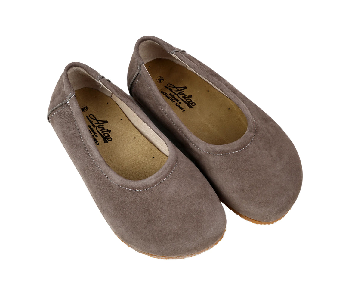 Nubuck Barefoot Ballet Shoes – Rubber Sole – Smoked