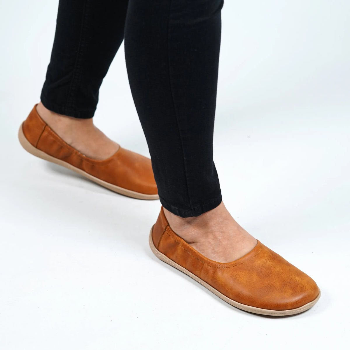 Crazy Barefoot Ballet Shoes – 6 mm Rubber Sole – Honey Camel