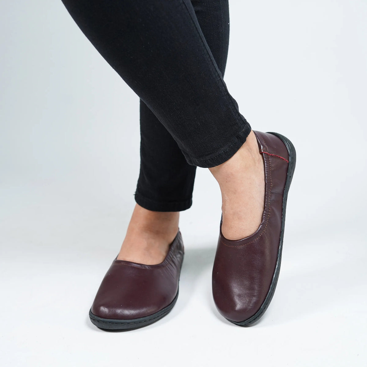 Smooth Barefoot Ballet Shoes –6 mm Rubber Sole – Burgundy