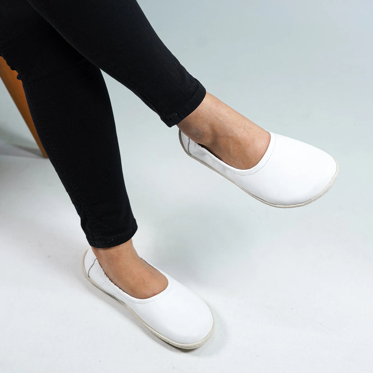 Smooth Barefoot Ballet Shoes –6 mm Rubber Sole – White