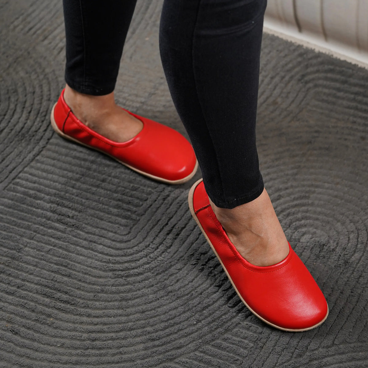 Smooth Barefoot Ballet Shoes –6 mm Rubber Sole – Red