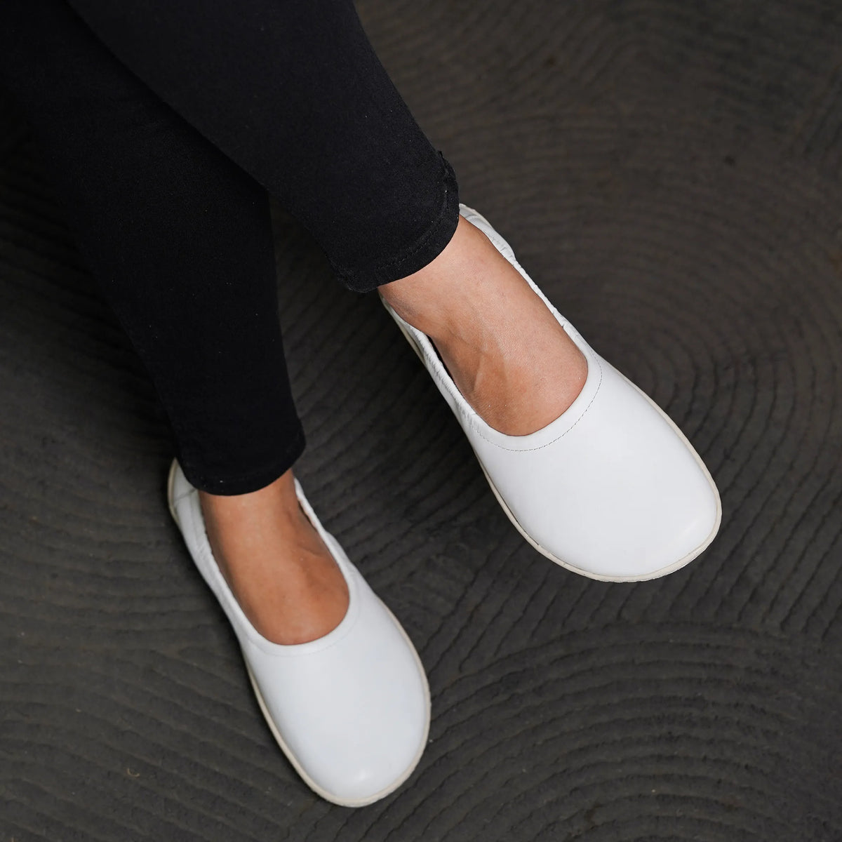 Smooth Barefoot Ballet Shoes –6 mm Rubber Sole – White