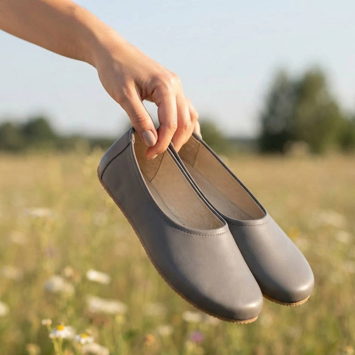 Smooth Barefoot Ballet Shoes – Rubber Sole – Gray