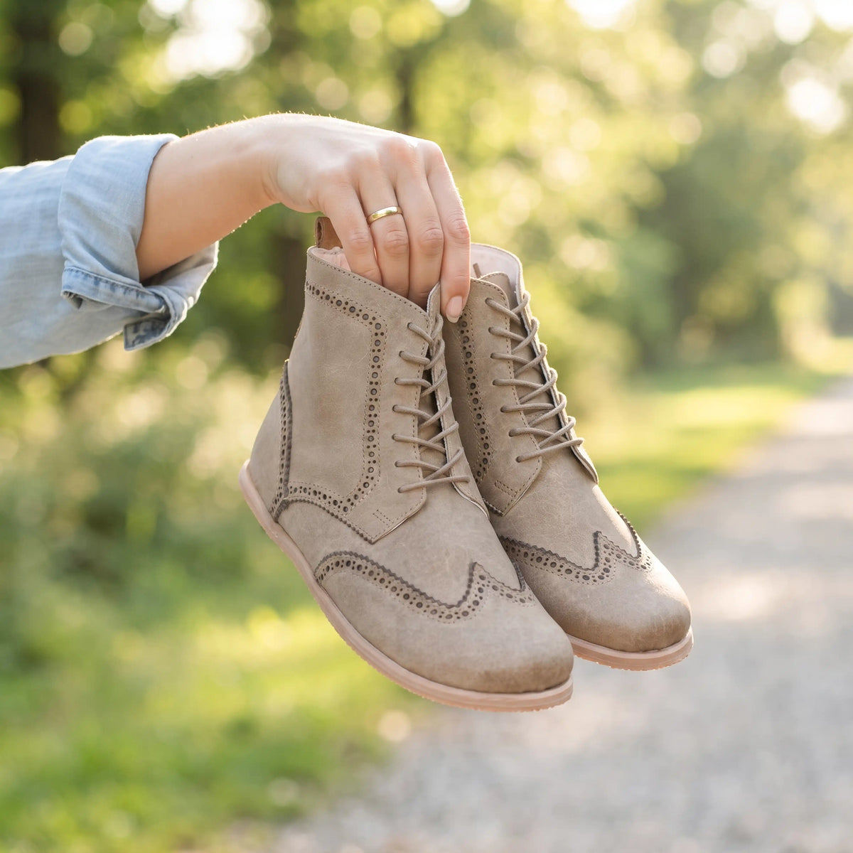Crazy Barefoot Moccasin Boots Shoes – Eva Outsole – Undyed Crust