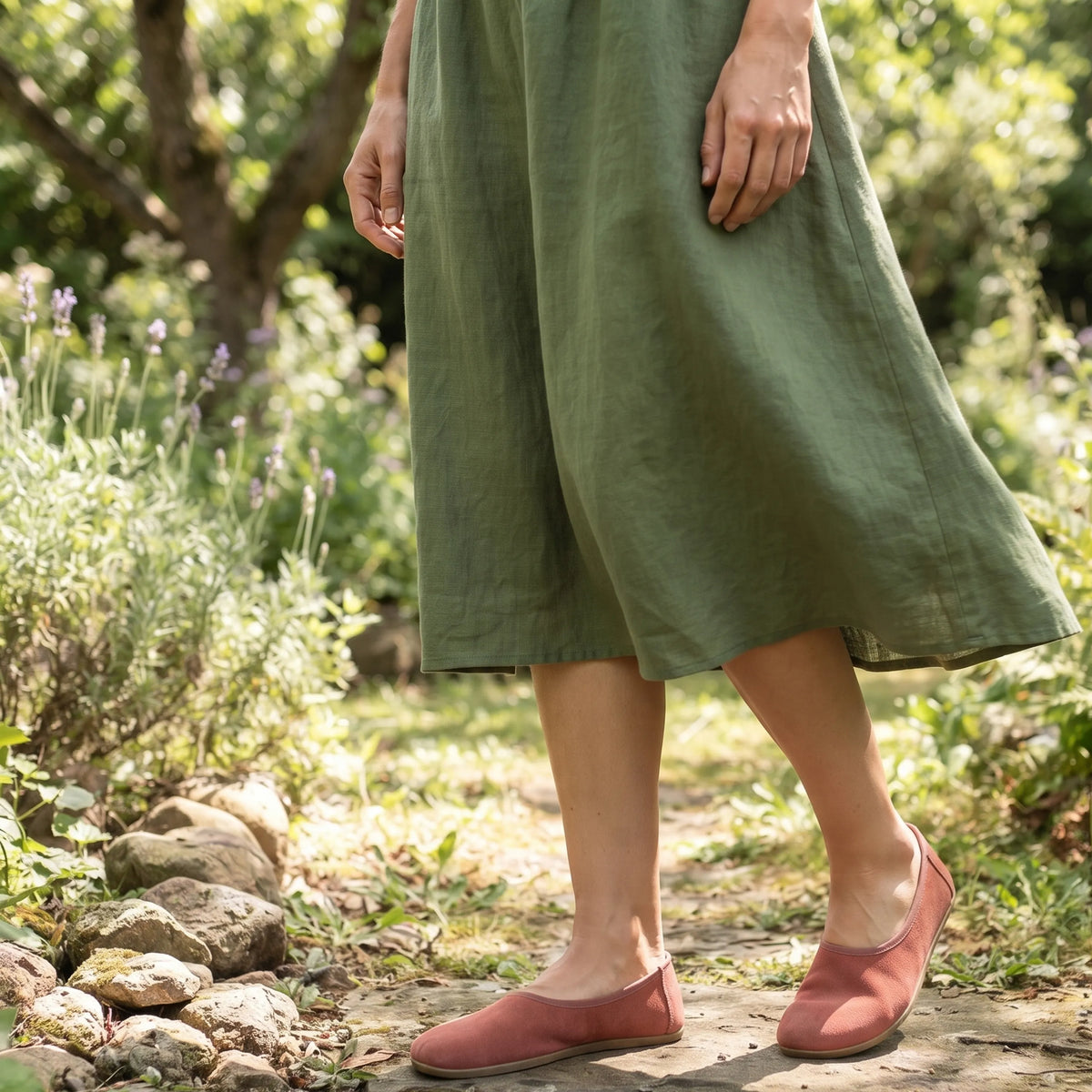 Suede Barefoot Ballet Shoes – Classic Sole — Leather Sole – Pink